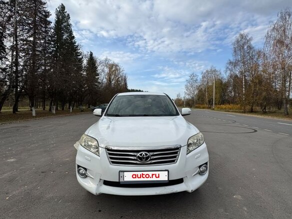 2012 Toyota RAV4 III (XA30) Рестайлинг, белый, 1380000 рублей