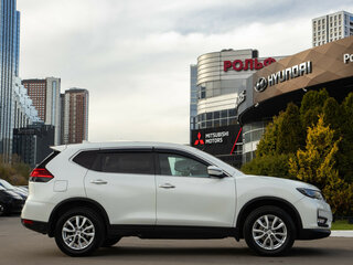 2018 Nissan X-Trail III Рестайлинг, белый, 2148000 рублей, вид 3