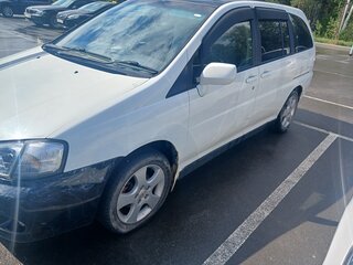 2000 Nissan Liberty, белый, 339000 рублей, вид 1