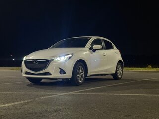 2016 Mazda Demio IV (DJ), белый, 1150000 рублей, вид 1
