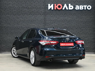 2018 Toyota Camry VIII (XV70), синий, 2800000 рублей, вид 4