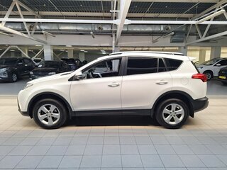 2014 Toyota RAV4 IV (XA40), белый, 1750000 рублей, вид 4
