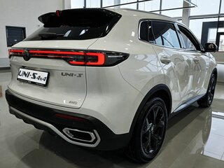 2026 Changan UNI-S I Рестайлинг, белый, 3149900 рублей, вид 4