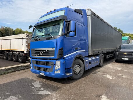 2013 Volvo FH, синий, 3200000 рублей, вид 1