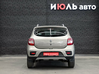 2018 Renault Sandero Stepway II, бежевый, 820000 рублей, вид 5