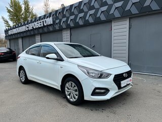 2017 Hyundai Solaris II, белый, 928970 рублей, вид 3