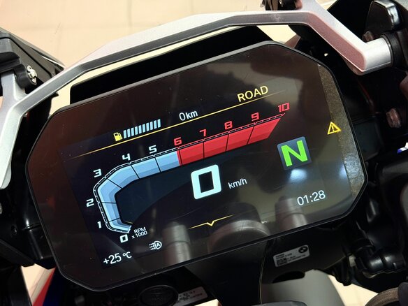 2025 BMW R 1250 GS Adventure, синий, 3150000 рублей - вид 16