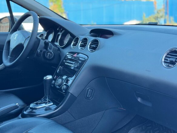 2013 Peugeot 408 I, серый, 725000 рублей - вид 18