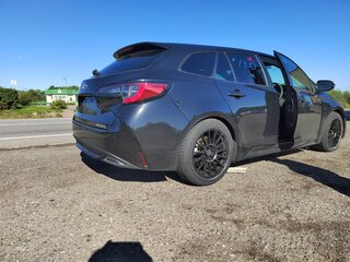 2021 Toyota Corolla XII (E210), чёрный, 1850000 рублей, вид 2