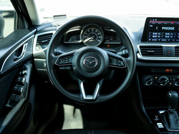2016 Mazda 3 III (BM) Рестайлинг, белый - вид 13