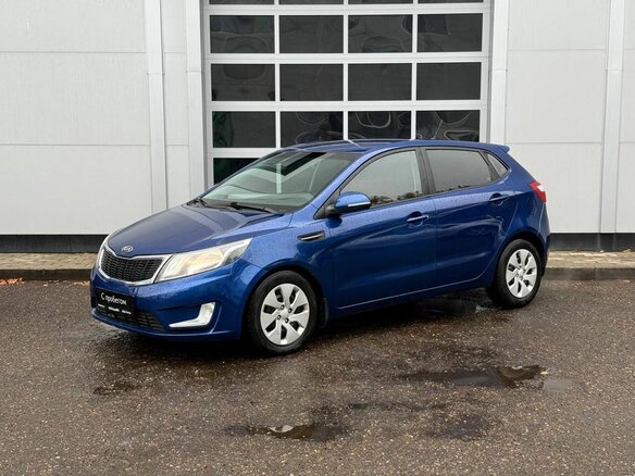 2012 Kia Rio 4-speed III, синий, 800000 рублей