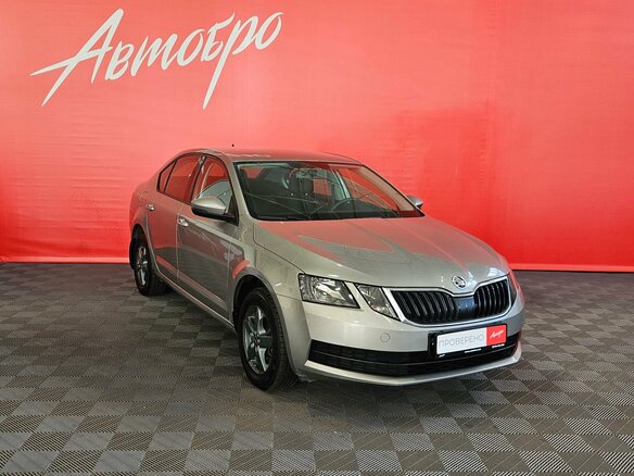 2017 Skoda Octavia III (A7) Рестайлинг, серый, 1485000 рублей - вид 7