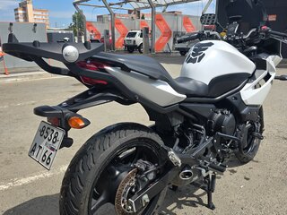 2012 Yamaha XJ6 (FZ6R), белый, 450000 рублей, вид 3
