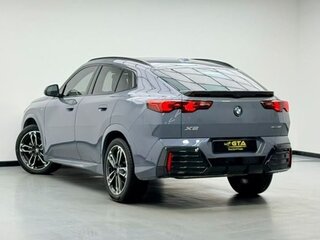 2026 BMW X2 sDrive18i II (U10), синий, 7333666 рублей, вид 4