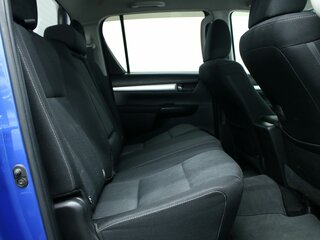 2017 Toyota Hilux VIII, синий, 3050000 рублей, вид 5