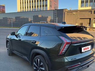 2024 Geely Atlas II, зелёный, 3400000 рублей, вид 2