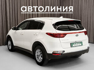 2019 Kia Sportage IV Рестайлинг, белый, 1699000 рублей, вид 4