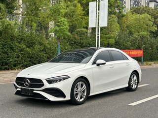 2023 Mercedes-Benz A-Класс 180 Long IV (W177) Рестайлинг, белый, 2000001 рублей, вид 1