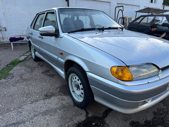 2004 Lada (ВАЗ) 2115, серебристый, 215000 рублей - вид 1