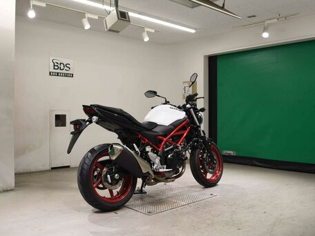 2021 Suzuki SV 650, белый, 677000 рублей, вид 5