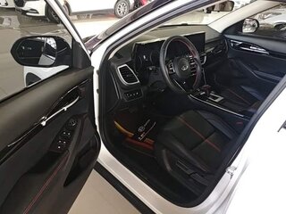 2020 Kia KX3, белый, 1610000 рублей, вид 5
