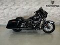 2017 Harley-Davidson Street Glide, чёрный, 1695000 рублей
