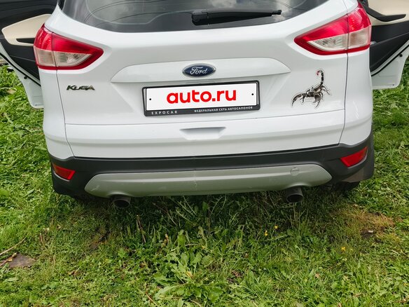 2016 Ford Kuga II, белый, 1330000 рублей - вид 3