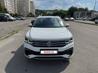 2020 Volkswagen Tiguan II Рестайлинг, белый, 2780000 рублей, вид 4