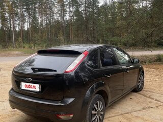 2010 Ford Focus II Рестайлинг, чёрный, 350000 рублей, вид 2