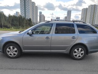 2012 Skoda Octavia II (A5) Рестайлинг, серый, 990000 рублей, вид 3