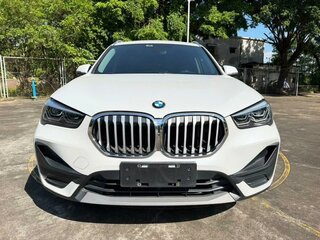 2021 BMW X1 18i sDrive II (F48) Рестайлинг, белый, 2471000 рублей, вид 1