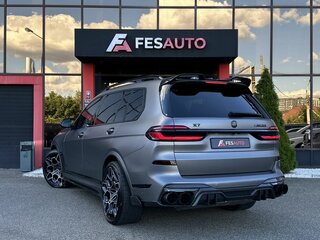 2024 BMW X7 M60i I (G07) Рестайлинг, серый, 23000000 рублей, вид 4