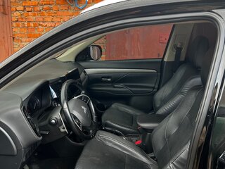 2014 Mitsubishi Outlander III Рестайлинг, чёрный, 1430000 рублей, вид 5