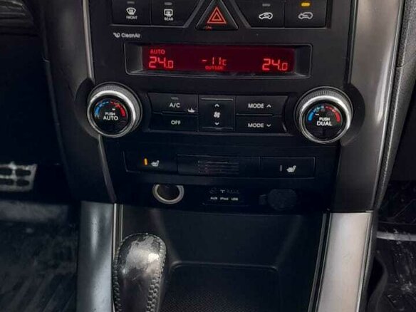2012 Kia Sorento II, чёрный, 1550000 рублей - вид 6