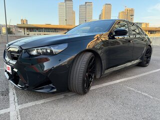 2024 BMW M5 VII (G90), чёрный, 18999000 рублей, вид 2