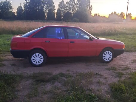 1991 Audi 80 V (B4), красный, 180000 рублей, вид 4
