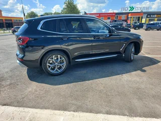 2021 BMW X3 30i xDrive III (G01) Рестайлинг, чёрный, 5000000 рублей, вид 5