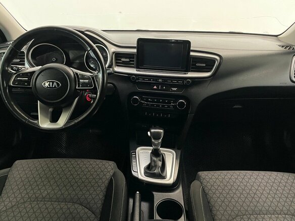2019 Kia Ceed III, коричневый, 1630000 рублей - вид 4