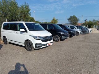 2022 Volkswagen Multivan T6 Рестайлинг, белый, 7990000 рублей, вид 3