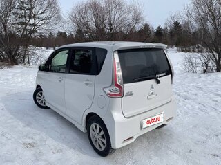 2017 Mitsubishi eK Custom I Рестайлинг, белый, 600000 рублей, вид 4
