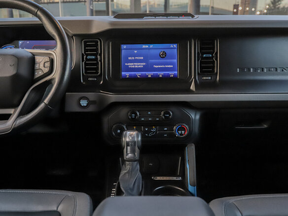 2021 Ford Bronco VI, жёлтый, 6847128 рублей - вид 14
