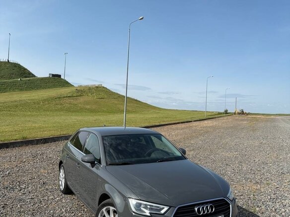 2017 Audi A3 Sportback g-tron III (8V) Рестайлинг, серый, 1583064 рублей