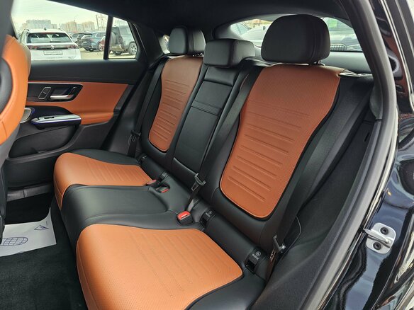 2025 Mercedes-Benz GLC Coupe 300 II (C254), чёрный - вид 25
