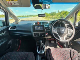 2019 Honda Fit III Рестайлинг, серый, 1200000 рублей, вид 4