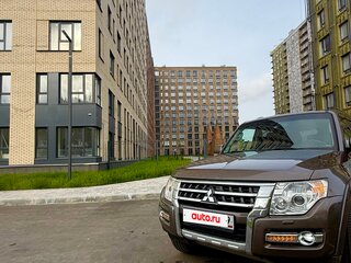 2012 Mitsubishi Pajero IV Рестайлинг 1, коричневый, 2700000 рублей, вид 1