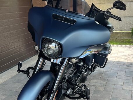 2021 Harley-Davidson Street Glide, синий, 1850000 рублей, вид 2