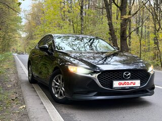 2019 Mazda 3 IV (BP), чёрный, 2100000 рублей, вид 4