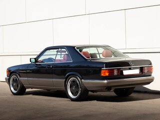 1986 Mercedes-Benz S-Класс 560 II (W126) Рестайлинг, чёрный, 3990000 рублей, вид 3