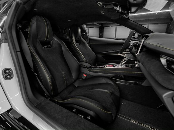 2024 Lotus Emira, серый, 15500000 рублей - вид 35