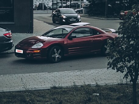 2002 Mitsubishi Eclipse III, пурпурный, 500000 рублей, вид 1